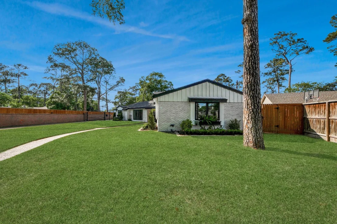 Photo of 12334 Beauregard Drive
