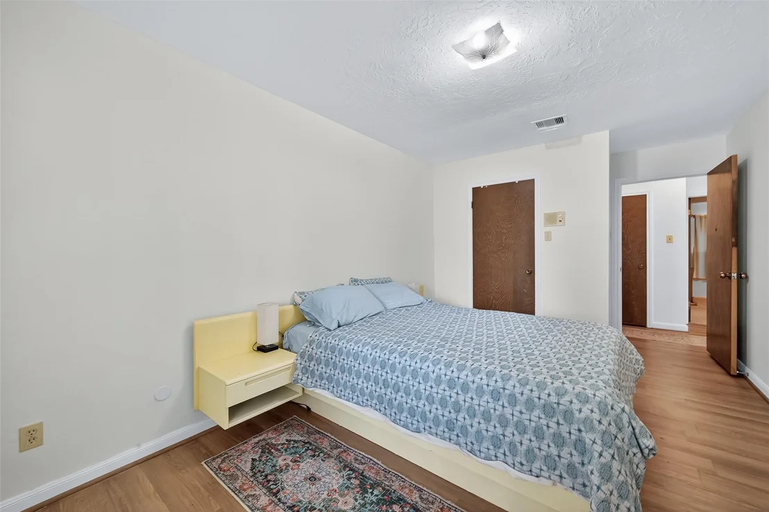 Photo of 9218 Rowan Lane