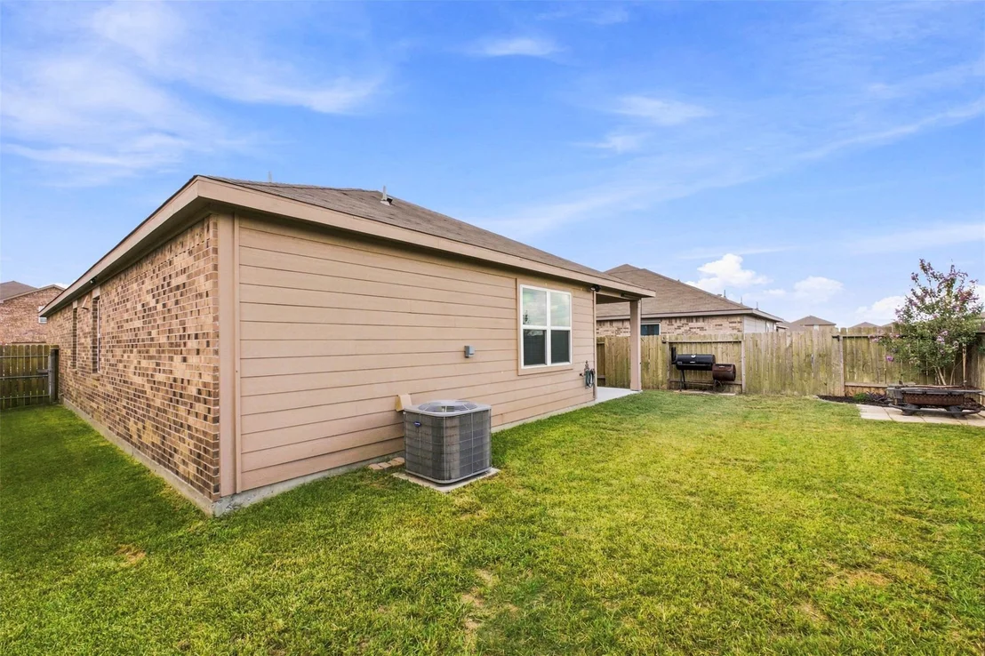 Photo of 8019 Vacek Meadows Loop