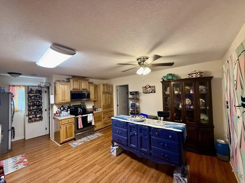 Photo of 104 Zube