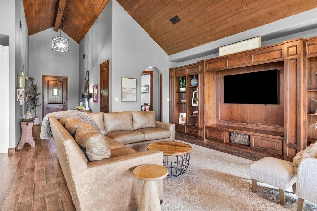 Photo of 11580 Farrell Road