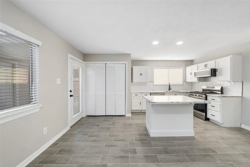 Photo of 6111 Settlers Square Lane