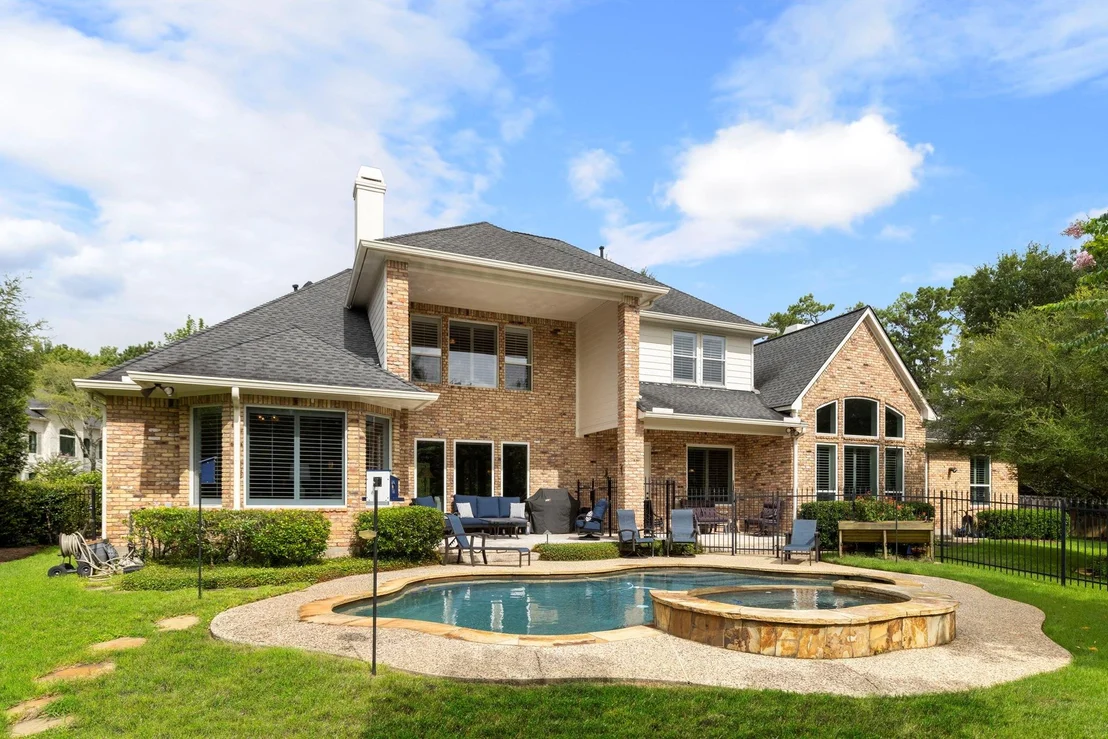 Photo of 2 Snow Pond Place