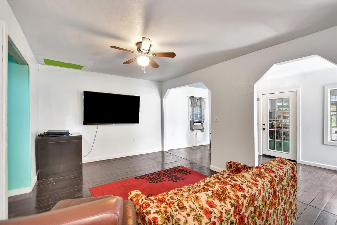 Photo of 4422 Shelton Road