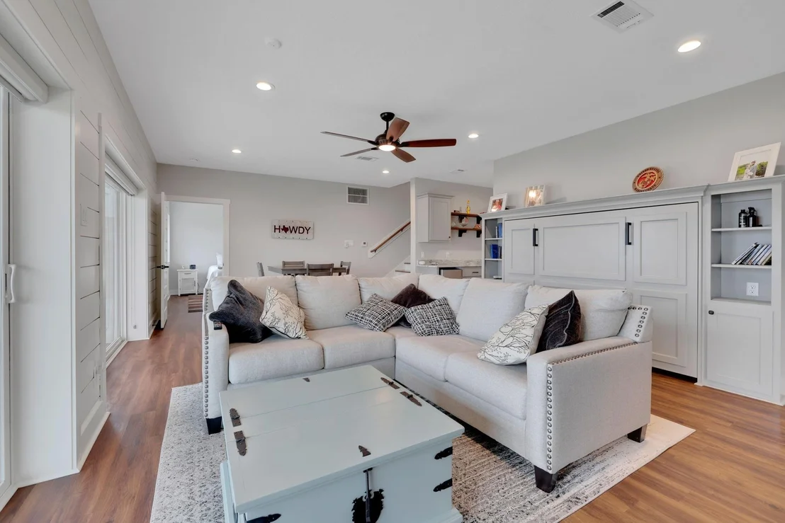 Photo of 230 Legacy Boulevard