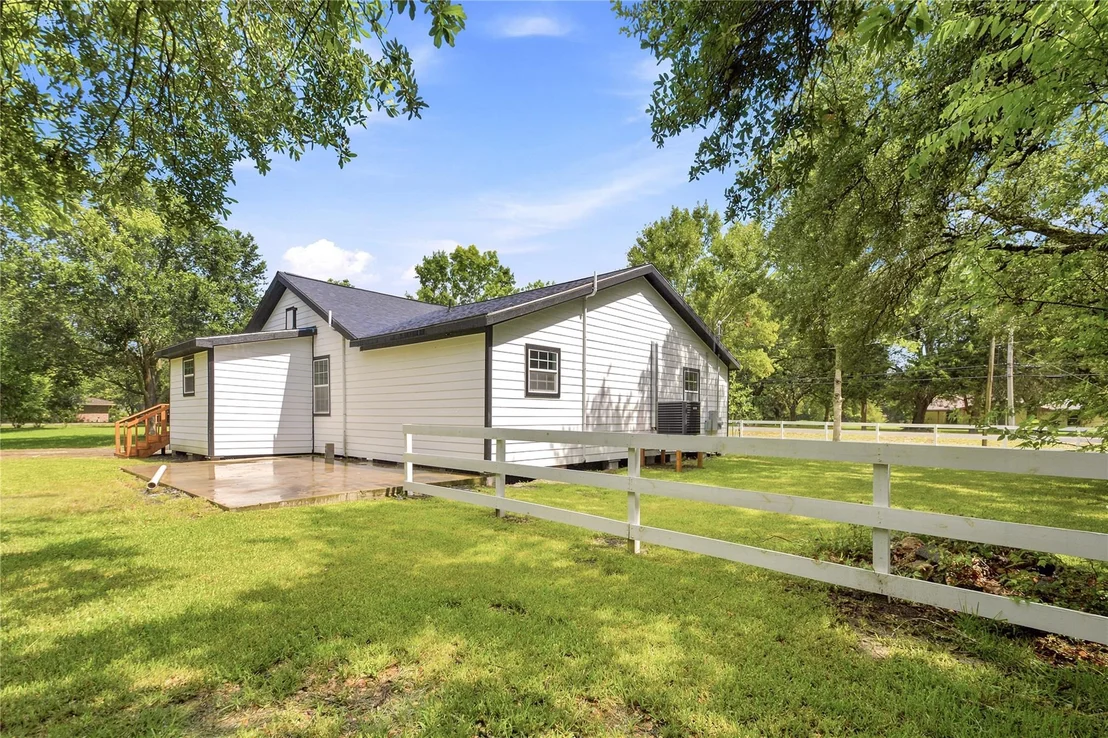 Photo of 8414 Schiro Road