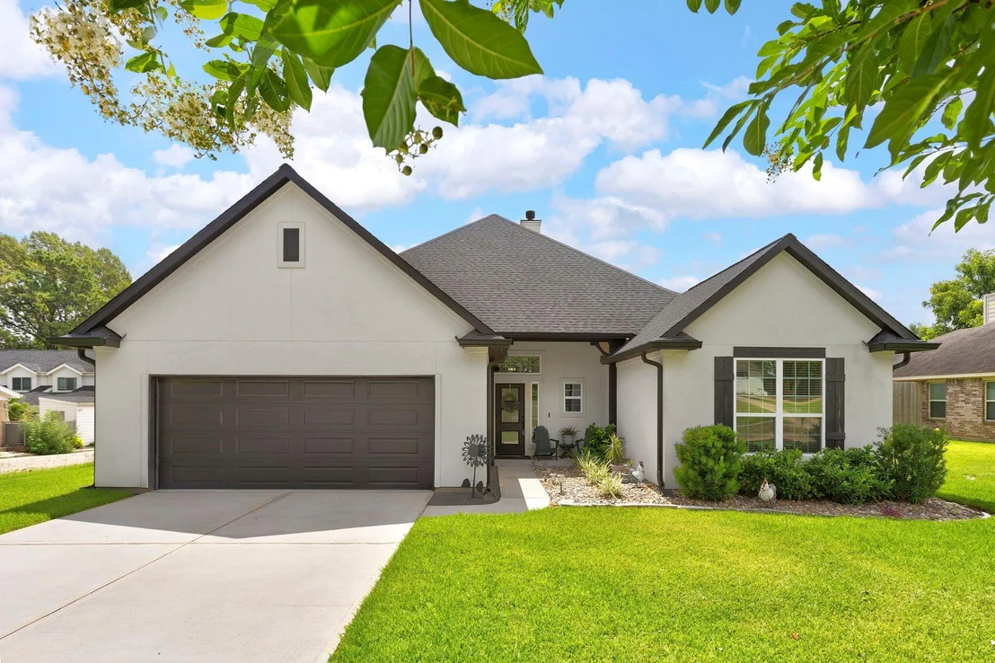 Photo of 3618 Emerson Drive