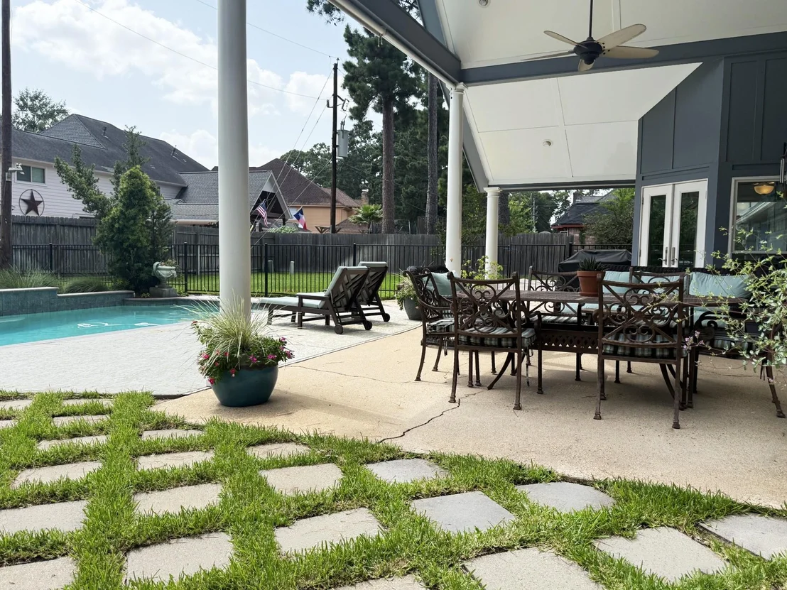 Photo of 8018 Northbridge Drive