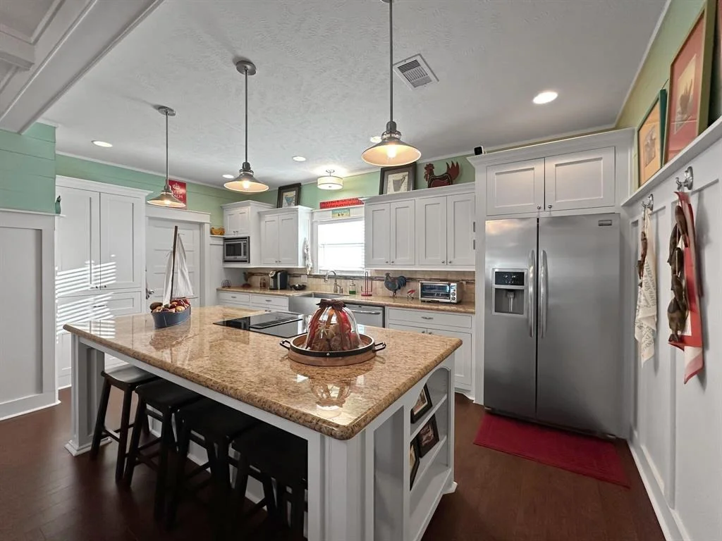 Photo of 883 Townsend Drive