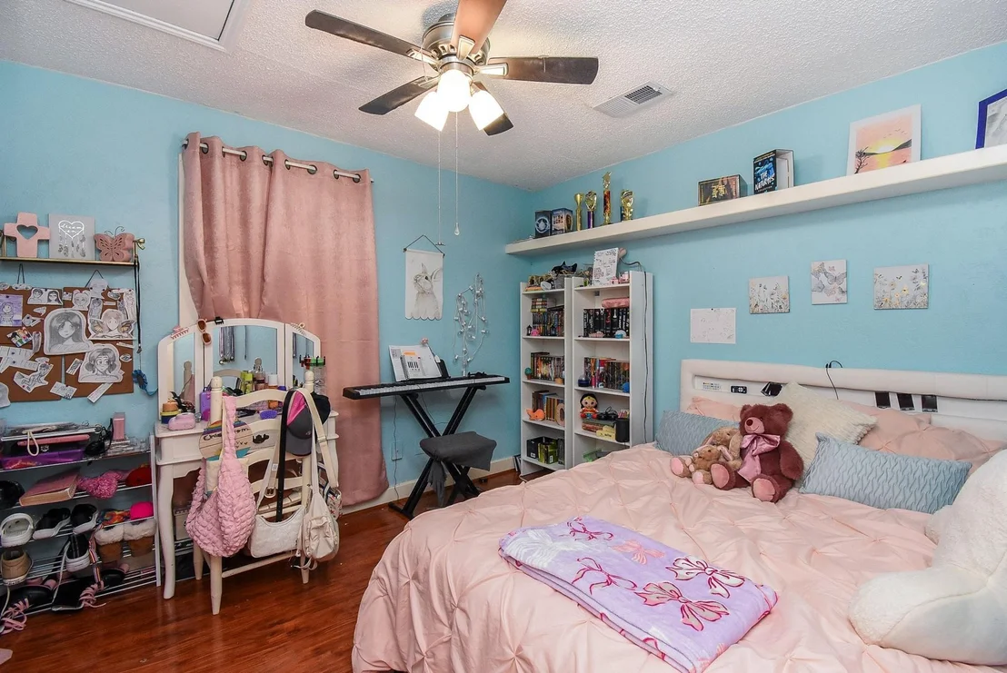 Photo of 20307 Linden Tree Drive