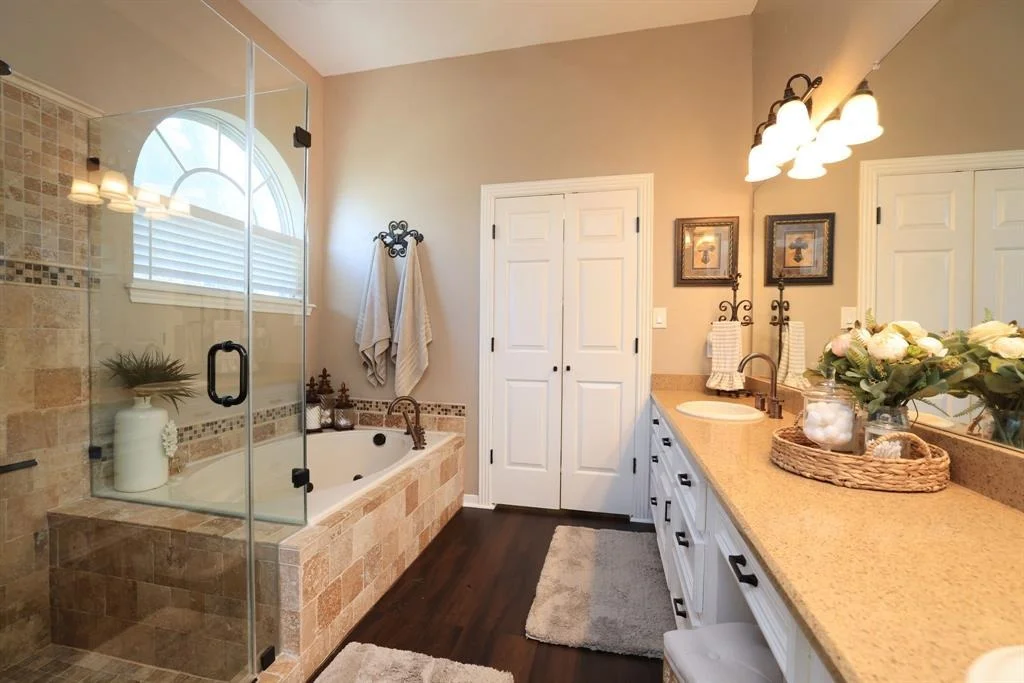 Photo of 17102 Oak Dale Drive