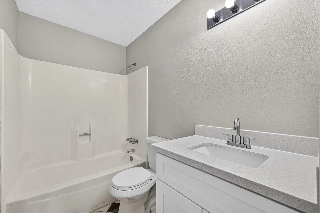 Photo of 634 Walston Lane