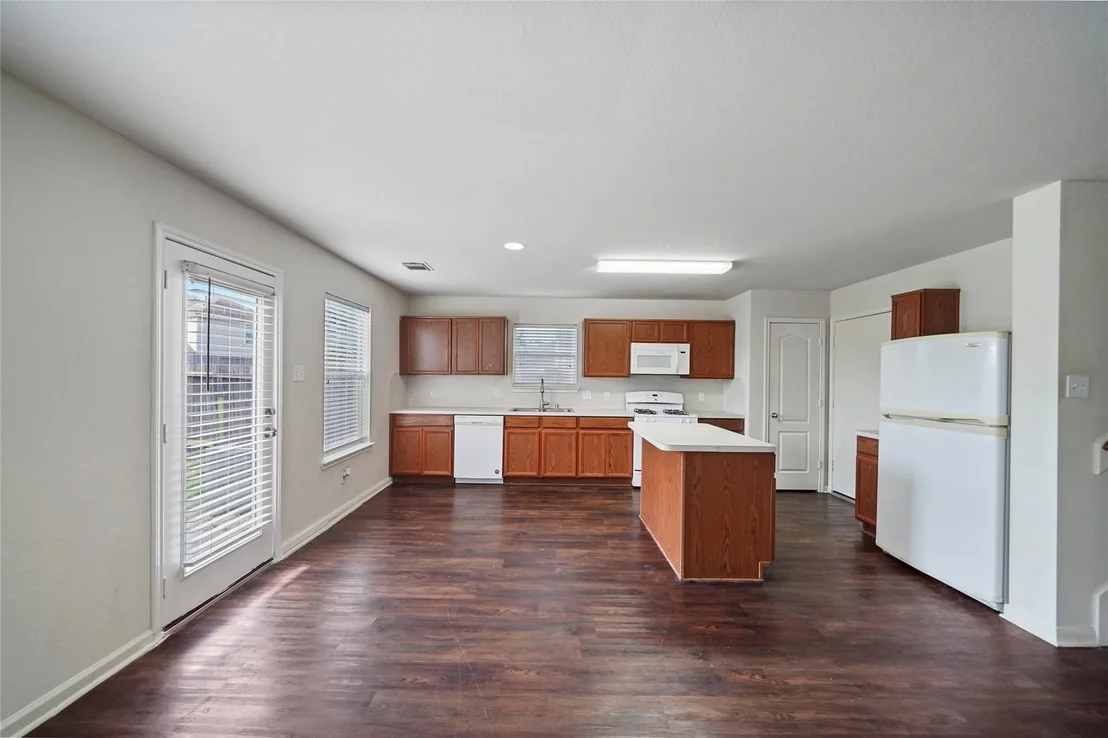 Photo of 3610 Avalon Castle Drive