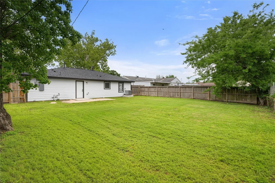 Photo of 2308 Garvey Drive
