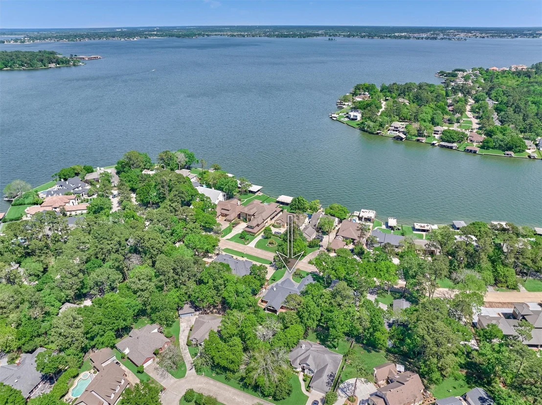 Photo of 150 Lake View Circle