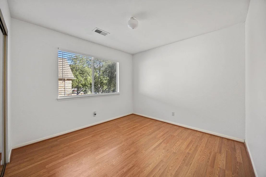 Photo of 8043 Oceanside Drive