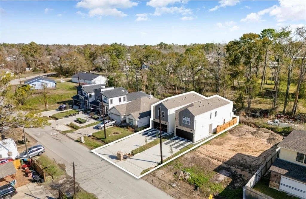 Photo of 6218 Carver Road