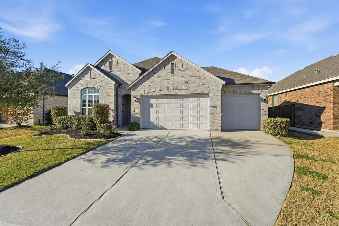 Photo of 7326 Evelyn Grove Drive