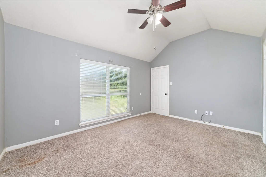 Photo of 1014 Oak Glen Drive