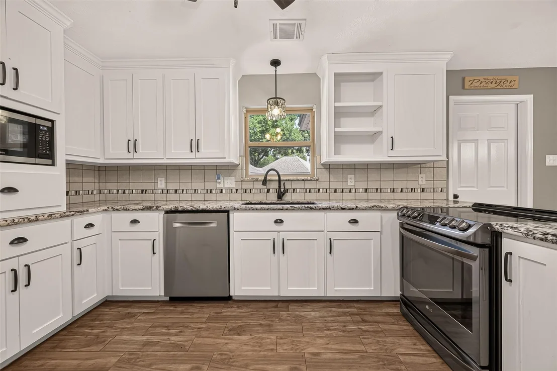Photo of 5414 Crown Colony