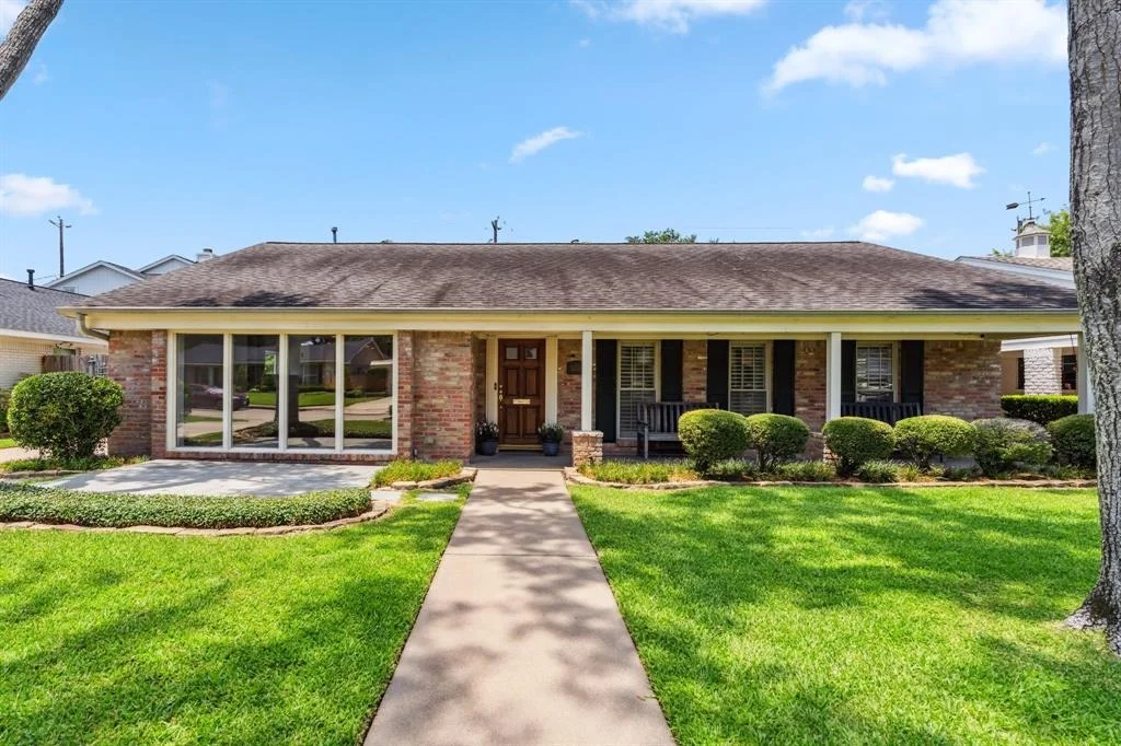 Photo of 6224 Overbrook Lane