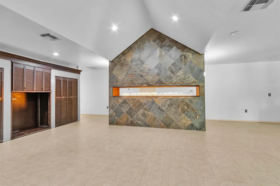 Photo of 17884 Nonesuch Road