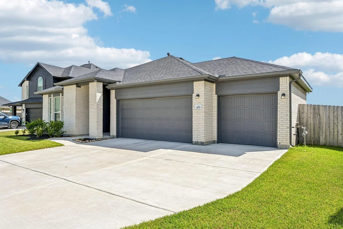 Photo of 409 Chardonnay Drive