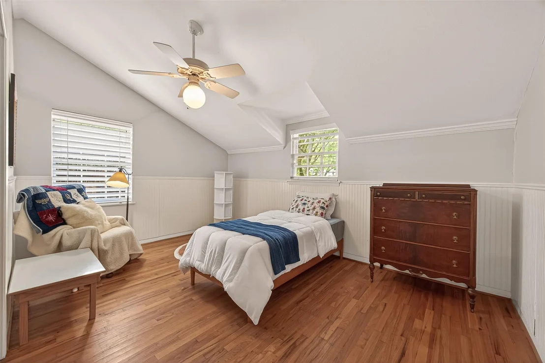 Photo of 10807 Oasis Drive