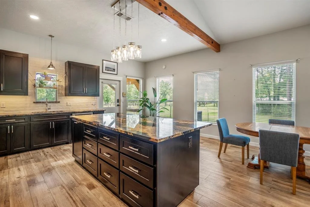Photo of 6693 County Road 302
