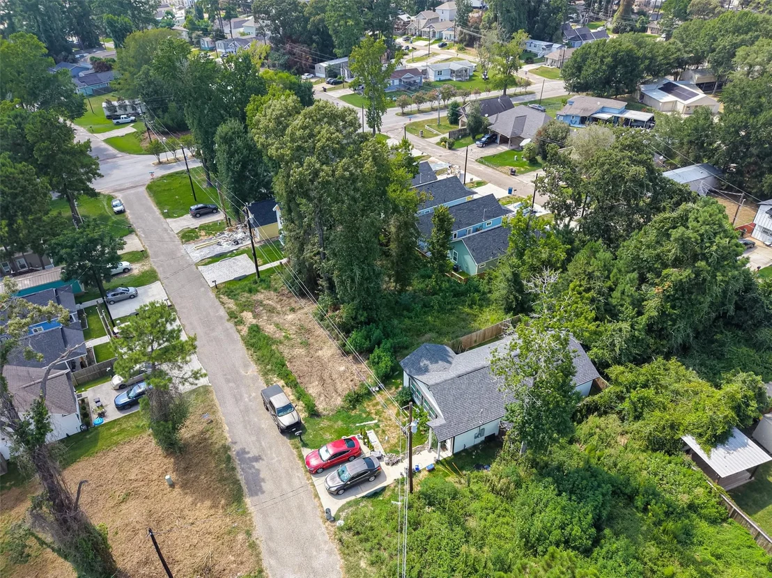 Photo of 16716 E Ivanhoe