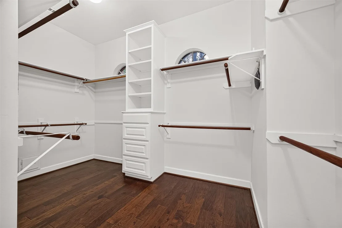 Photo of 15618 Stable Brook Circle