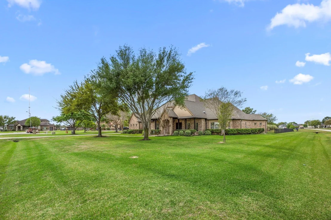 Photo of 4611 Oasis Point