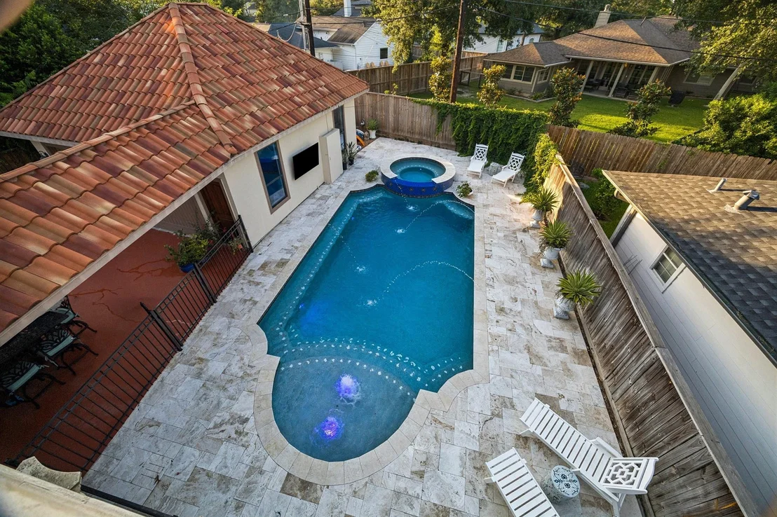 Photo of 8448 Westview Drive