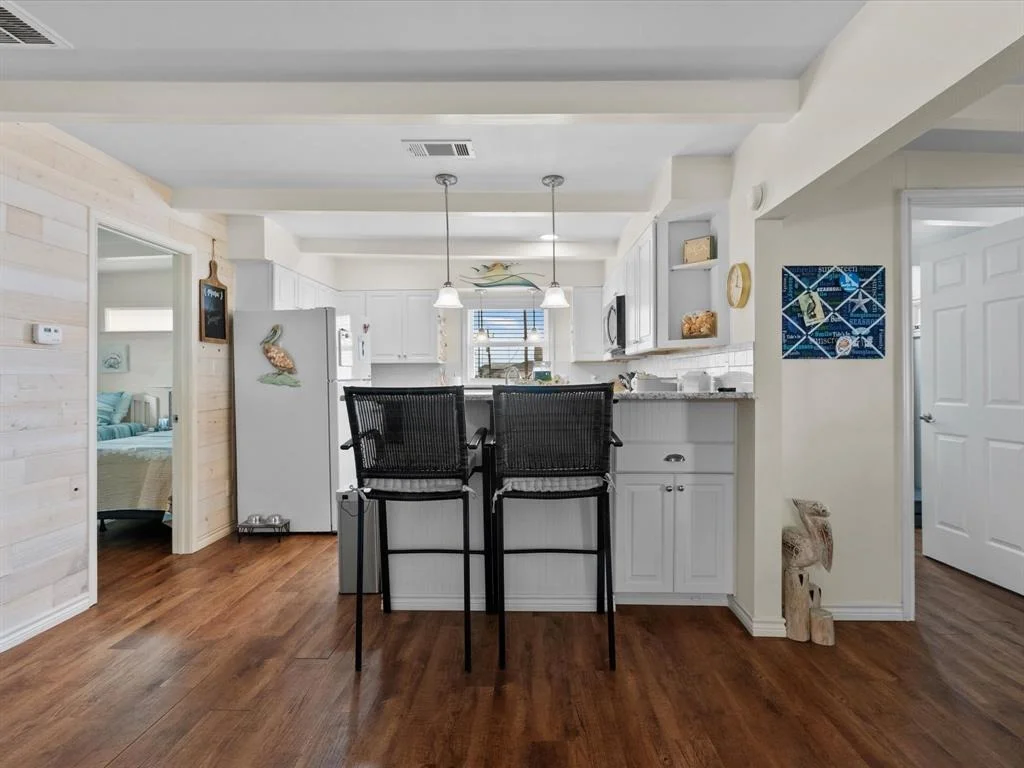 Photo of 1103 White Cap Drive
