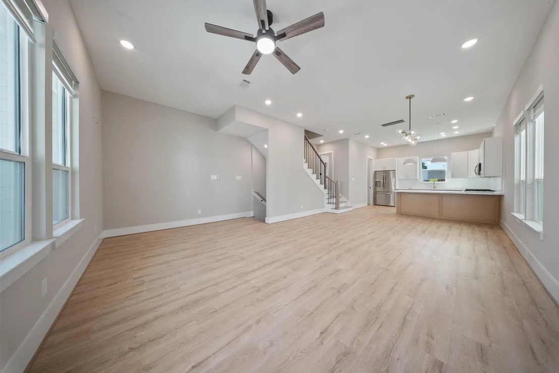 Photo of Unit E at 4013 Griggs Road