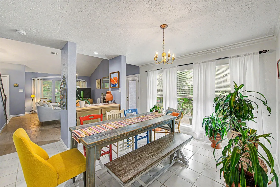 Photo of 402 Redway Lane