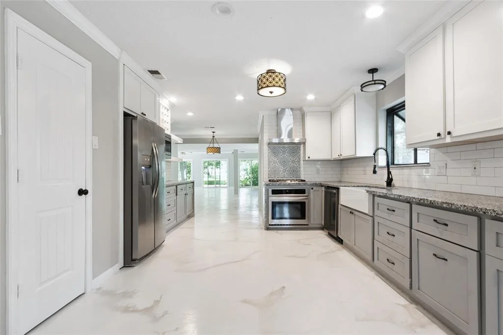Photo of 570 Roanoke Drive
