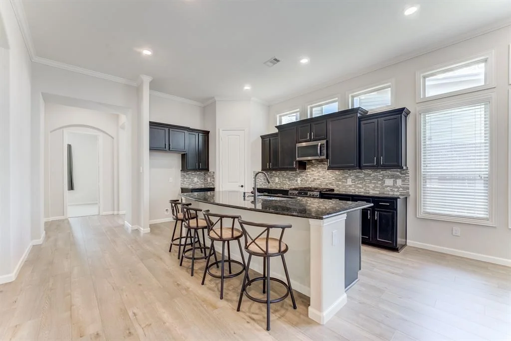 Photo of 21930 Avalon Queen Drive