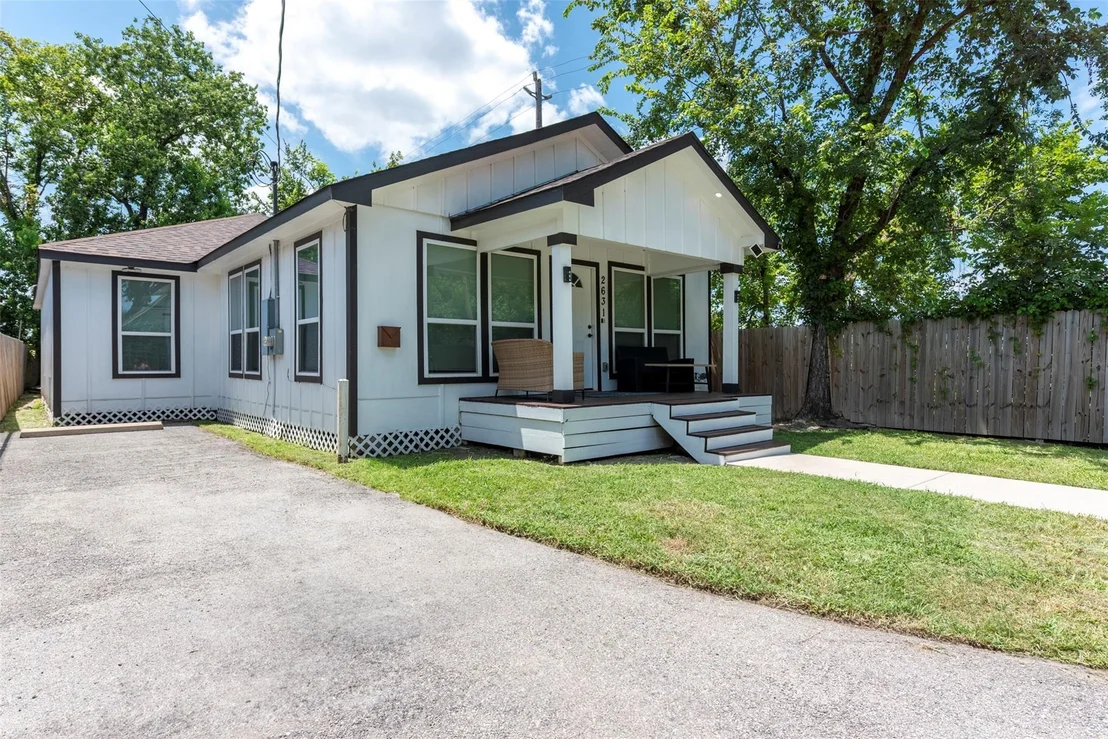 Photo of 2631 Stevens Street