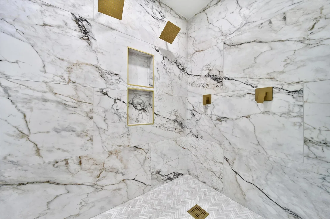 Photo of 70 Breezy Point Place