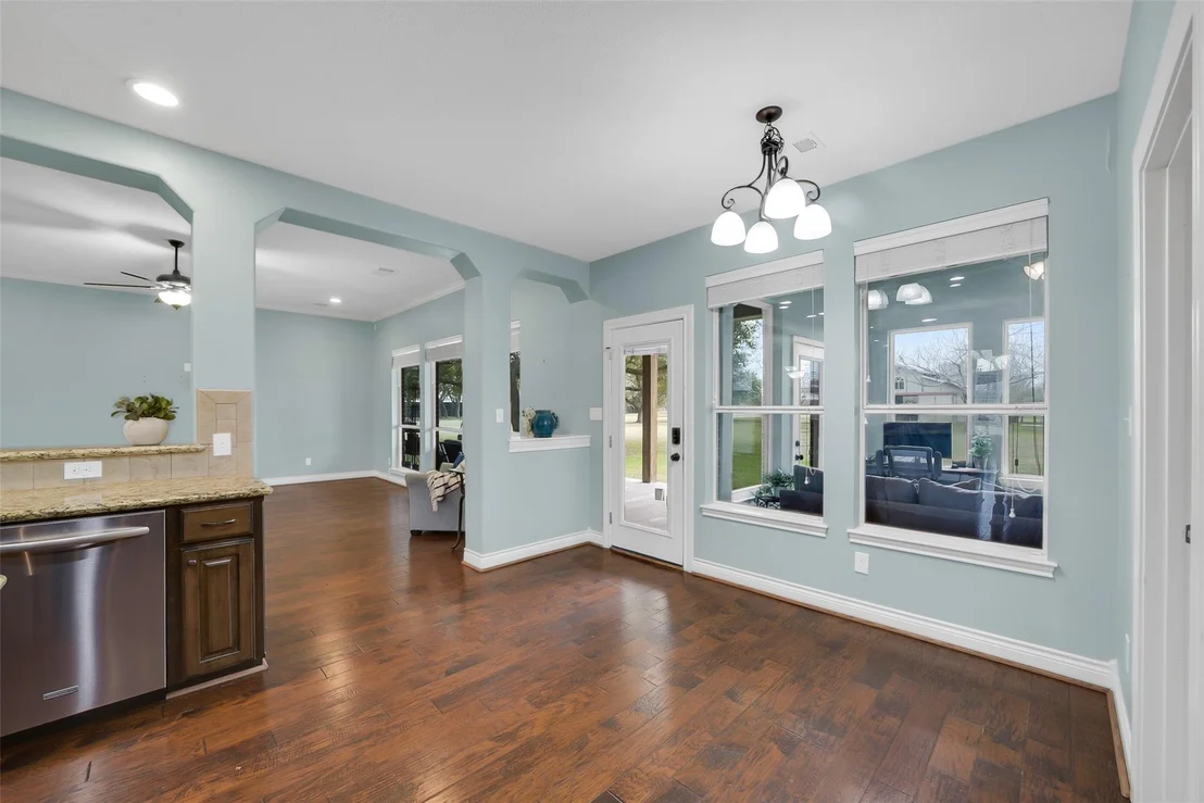 Photo of 19407 Pine Tree Lane
