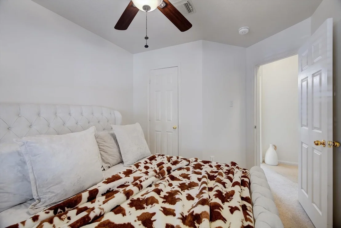 Photo of 6445 Mountain Pines Lane