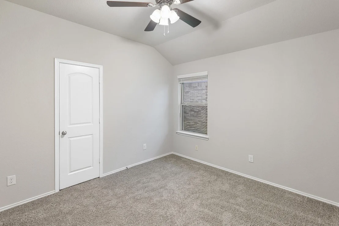 Photo of 7906 Tamarind Lane