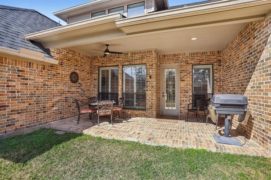 Photo of 105 E Silverwood Ranch Estate