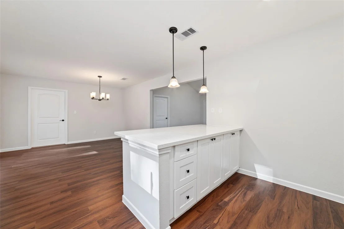 Photo of 631 Humbird