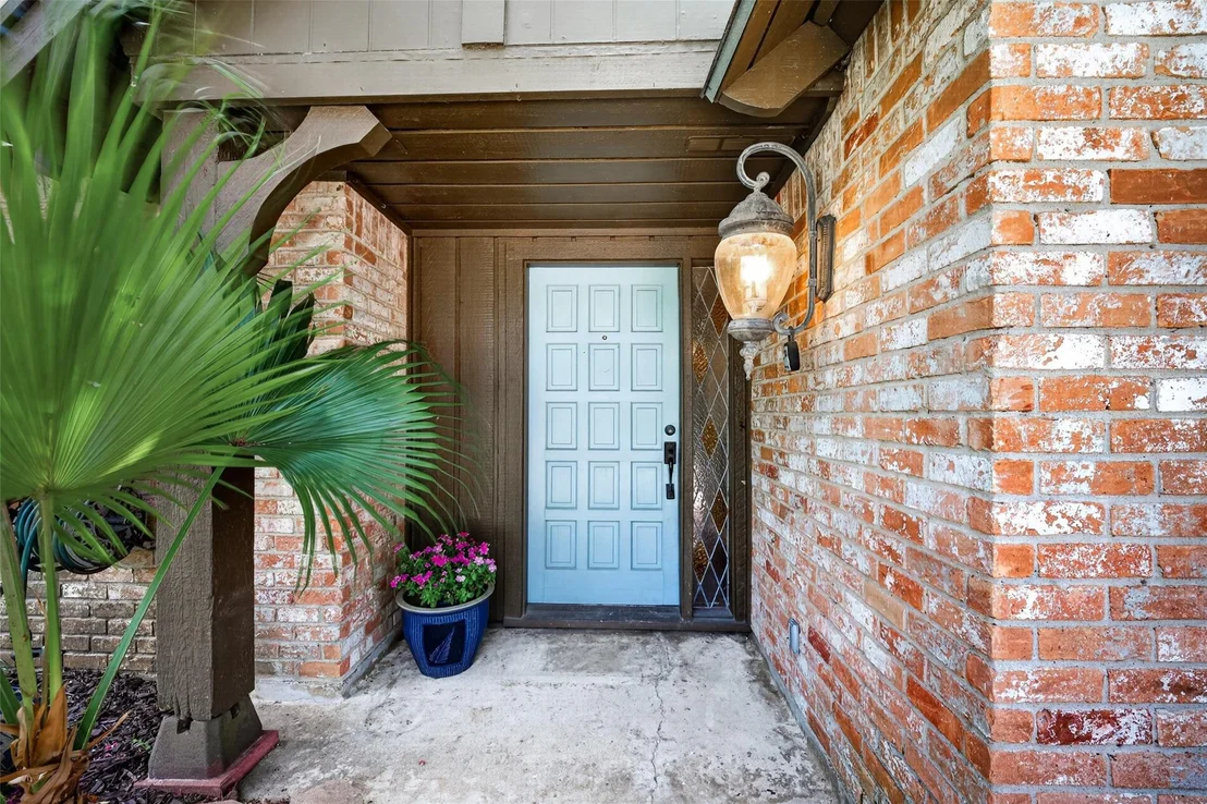 Photo of 4114 Willow Hill Drive