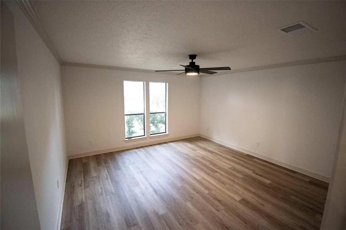 Photo of 14811 Delbarton Drive