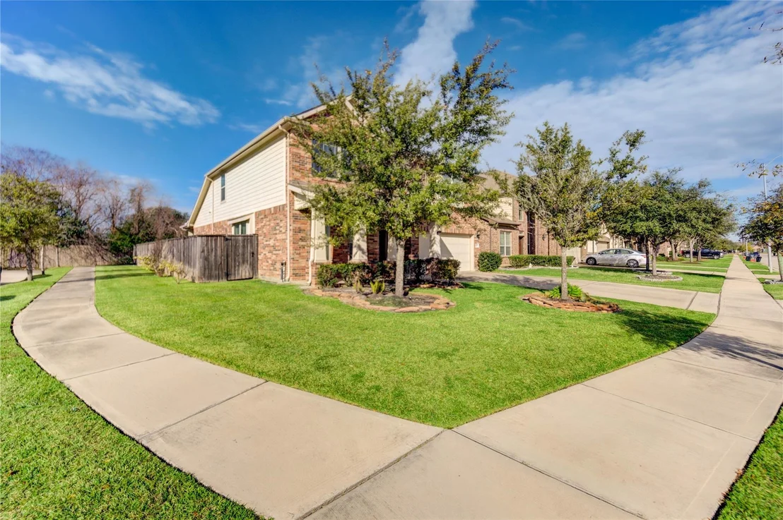 Photo of 18443 Weeping Spring Drive