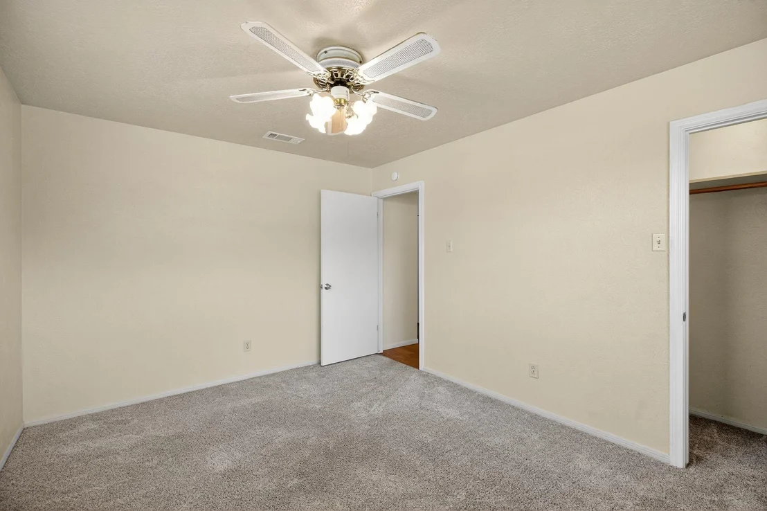 Photo of 206 Staples Drive