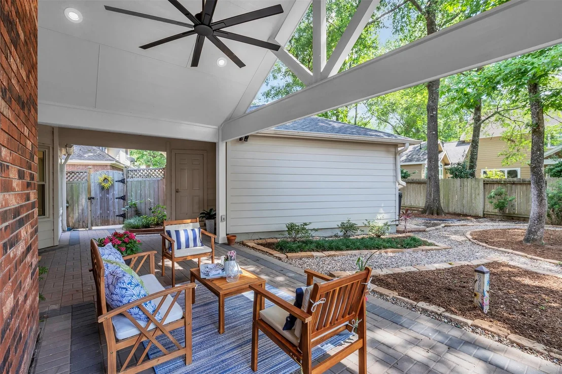Photo of 118 Quiet Oak Circle